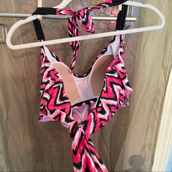 Essentials 2X ruffle bikini top - PRETTY! - Picture 5 of 7